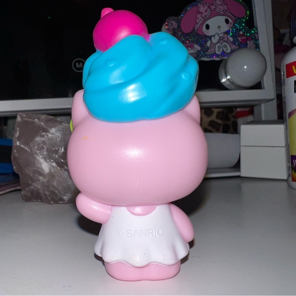 pink icecream sanrio hello kitty figure - Picture 2 of 2